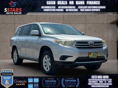Used 2013 Toyota Highlander FWD image 1