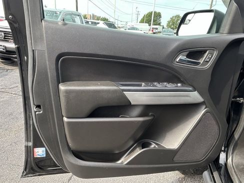 Used 2020 Chevrolet Colorado ZR2 w/ ZR2 Midnight Special Edition image 12