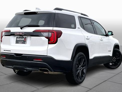 Used 2022 GMC Acadia SLT w/ Elevation Edition image 13