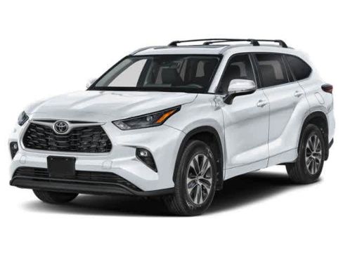 Certified 2026 Toyota Highlander XLE w/ Protection Package #3 (TMS) AWD/4WD image 1