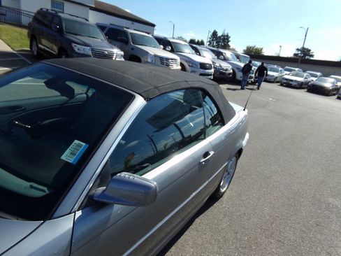 Used 2004 BMW 325Ci Convertible RWD image 22