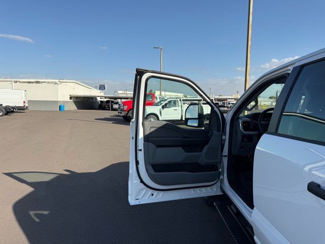 New 2027 Ford F350 XL RWD image 9