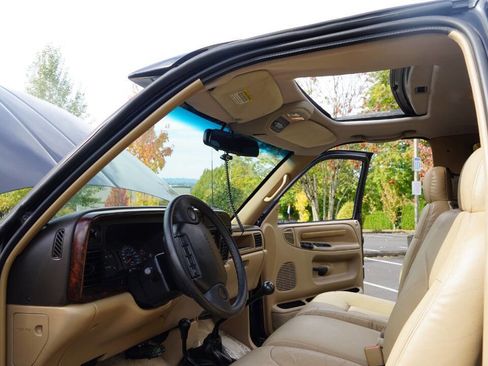 Used 1997 Dodge Ram 3500 Truck 4x4 Club Cab image 67