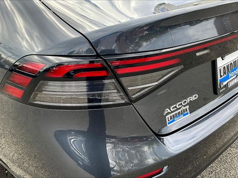 Used 2024 Honda Accord EX image 31