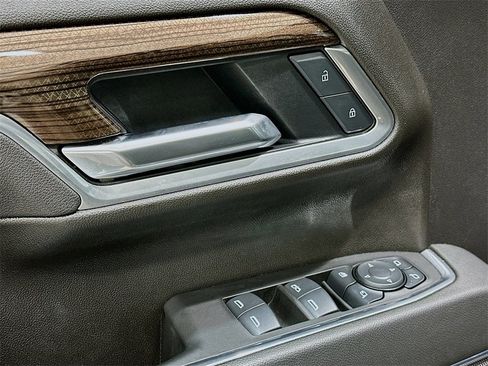 Used 2025 Chevrolet Silverado 2500 LT w/ Trail Boss Package image 18