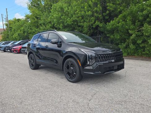 New 2026 Kia Sportage X-Line w/ X-Line Premium Package AWD/4WD image 2