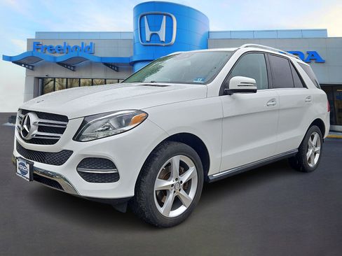 Used 2016 Mercedes-Benz GLE 350 4MATIC image 3