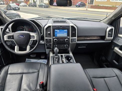 Used 2018 Ford F150 Lariat w/ Equipment Group 502A Luxury AWD/4WD image 16