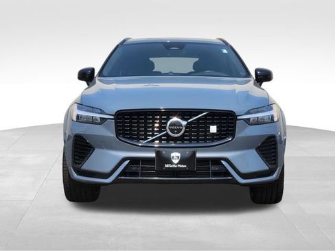 Certified 2024 Volvo XC60 T8 Polestar AWD/4WD image 3