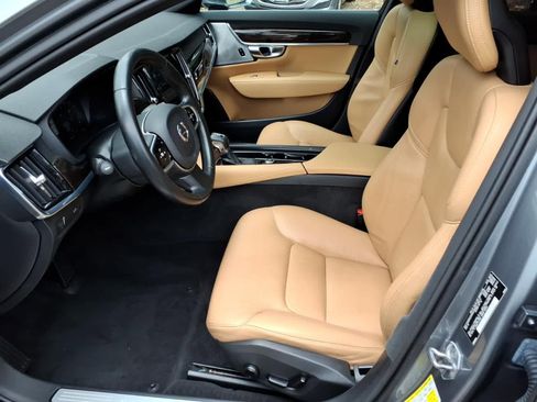 Used 2018 Volvo S90 T6 Momentum w/ Convenience Package AWD/4WD image 15