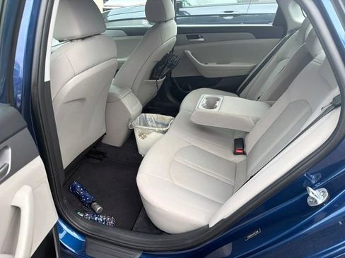 Used 2018 Hyundai Sonata SE FWD image 8