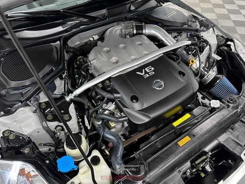 Used 2004 Nissan 350Z Touring RWD image 43