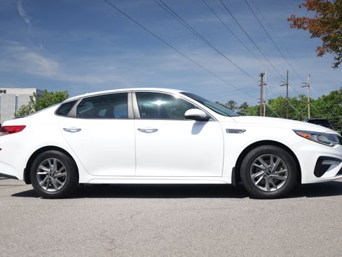 Used 2019 Kia Optima LX FWD image 6