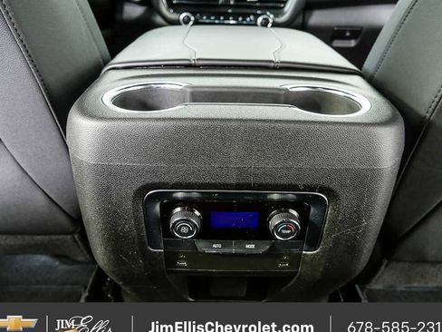 Certified 2025 Chevrolet Tahoe LT image 18