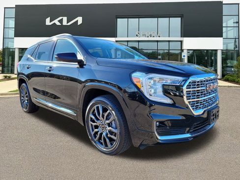 Used 2024 GMC Terrain Denali w/ Black Diamond Edition image 1