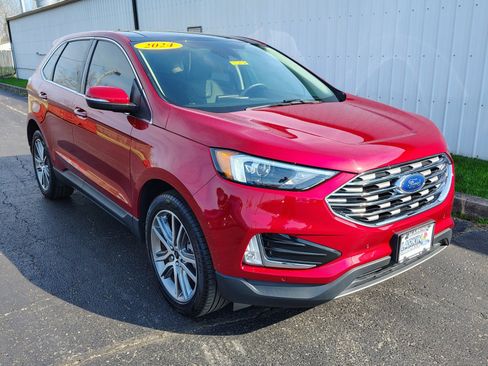 Certified 2024 Ford Edge Titanium AWD/4WD image 3