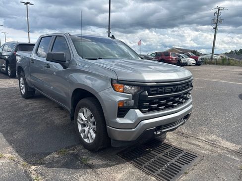 Used 2024 Chevrolet Silverado 1500 Custom AWD/4WD image 1