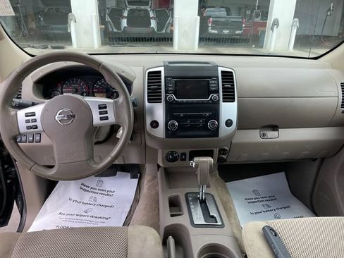 Used 2017 Nissan Frontier SV AWD/4WD image 22