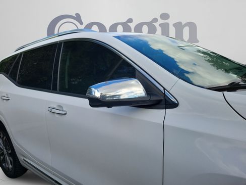 Used 2019 GMC Terrain Denali w/ Advanced Safety Package AWD/4WD image 12