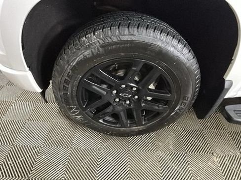 Used 2024 Chevrolet Silverado 1500 Custom AWD/4WD image 9