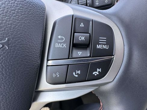 Used 2025 Ford Explorer Active w/ Active Comfort Package AWD/4WD image 20