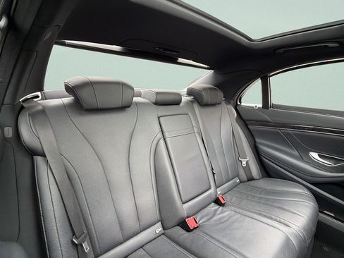 Used 2015 Mercedes-Benz S 550 4MATIC Sedan image 32