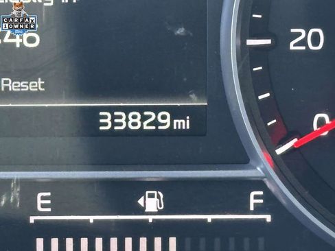 Used 2023 Kia Sorento S w/ Panoramic Sunroof Package AWD/4WD image 27