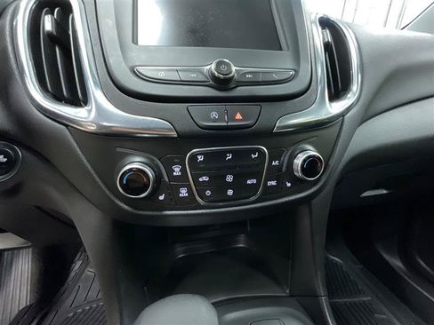 Used 2023 Chevrolet Equinox LT FWD image 16
