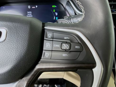 Used 2022 Jeep Grand Cherokee Limited 4xe AWD/4WD image 17