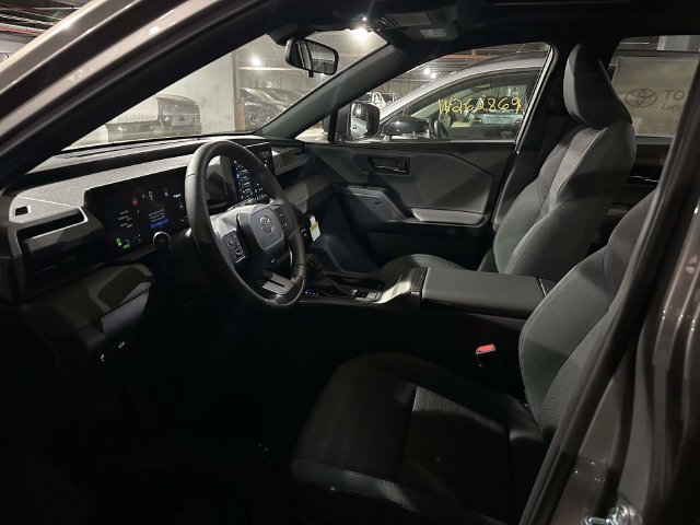 New 2026 Toyota RAV4 SE w/ Convenience Package AWD/4WD image 14