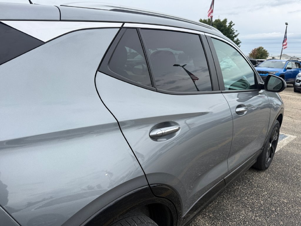 Used 2024 Buick Encore GX Sport Touring AWD/4WD image 38