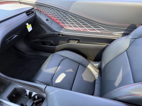 New 2024 Dodge Charger R/T w/ Plus Group image 10