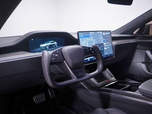 Used 2024 Tesla Model S Plaid image 6