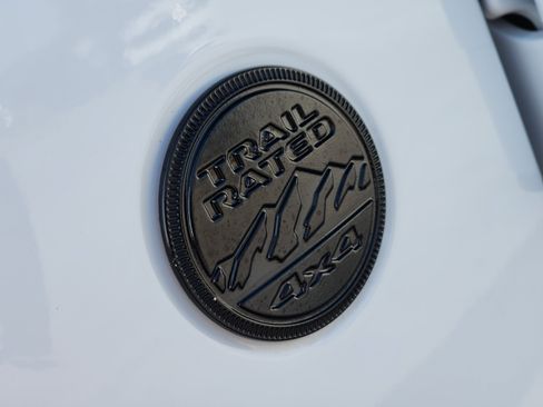 Used 2021 Jeep Wrangler Sport AWD/4WD image 14