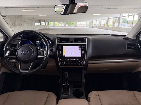 Used 2018 Subaru Outback 2.5i Limited AWD/4WD image 24