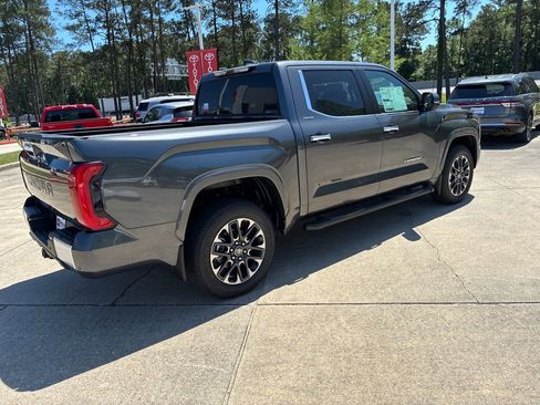 New 2026 Toyota Tundra Limited AWD/4WD image 7