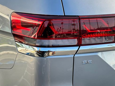 New 2026 Volkswagen Atlas SE FWD image 7