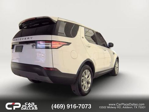 Used 2020 Land Rover Discovery SE AWD/4WD image 3
