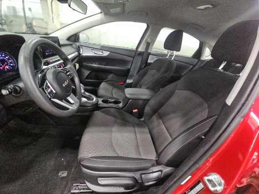 Used 2023 Kia Forte LXS FWD image 5