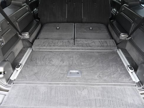 Used 2024 Rivian R1S Adventure image 31