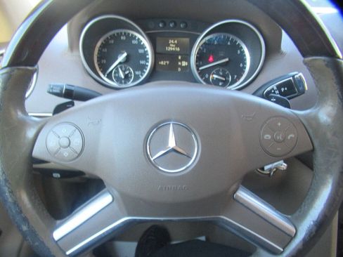 Used 2011 Mercedes-Benz GL 450 4MATIC image 14