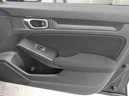 Used 2023 Honda Civic Sport image 11