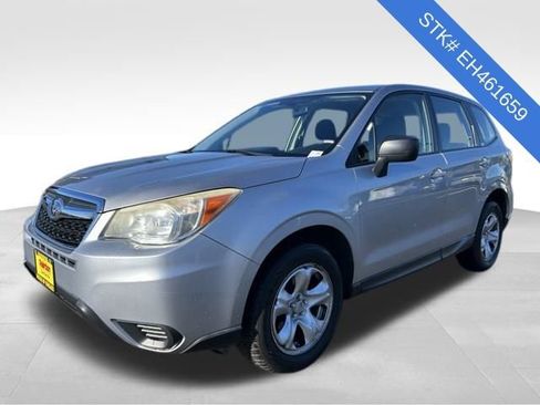 Used 2014 Subaru Forester 2.5i image 2
