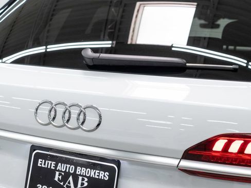 Used 2023 Audi Q7 2.0T Premium w/ Convenience Package AWD/4WD image 45