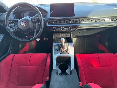 Used 2024 Honda Civic Type R image 12
