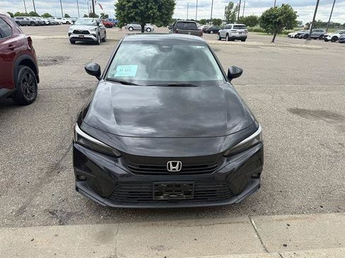 Used 2024 Honda Civic Touring image 2
