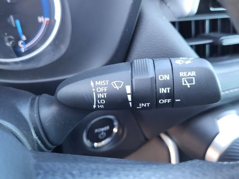 Certified 2025 Toyota RAV4 XLE image 33