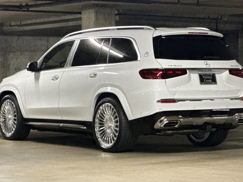 New 2026 Mercedes-Benz Maybach GLS 600 4MATIC image 3