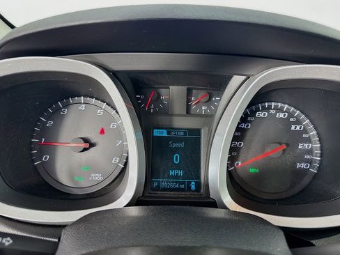 Used 2016 Chevrolet Equinox LT w/ Convenience Package image 16