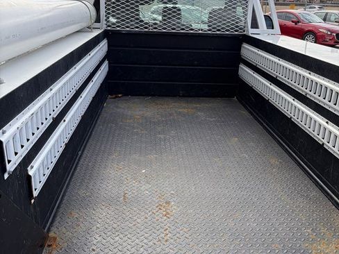 Used 2021 Ford F250 XL w/ Power Equipment Group image 7